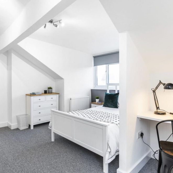4 Norwood Road, Leeds, LS6 1DZ - Photo 1