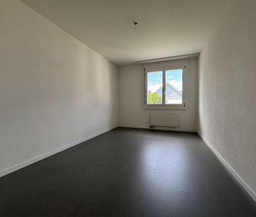 Helle 4.5 Zimmerwohnung in ruhigem Quartier - Photo 3