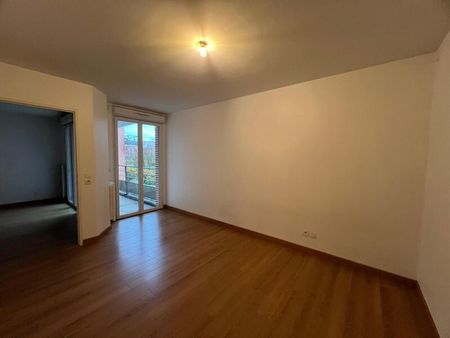 Location Appartement 2 Pièces 37 m² - Photo 2