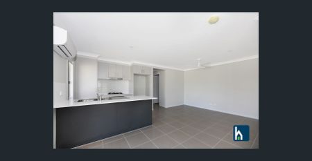 Modern Family Unit - Photo 5