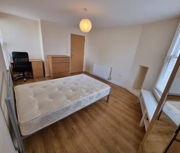 1 Bed Student Accommodation - Photo 6