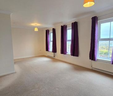 4 bedroom apartment to rent - Photo 5