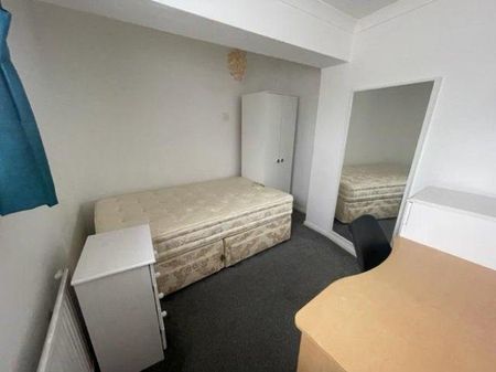 5 bedroom house share to rent - Photo 3