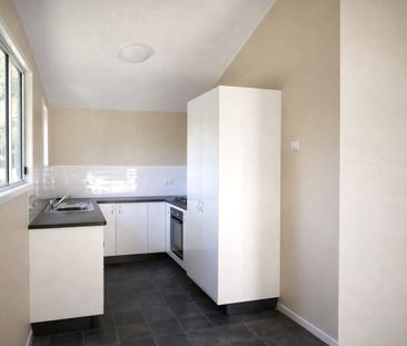 Modern 2-Bedroom Granny Flat in Prime Rutherford Location - Photo 3