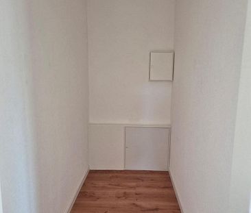 Sonnige Attikawohnung mit Weitsicht  2.5 Zimmer in Moosseedorf - Photo 6