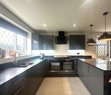 4 bedroom detached house to rent - Photo 6