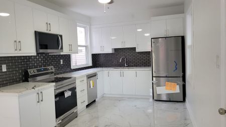 For Lease - 907 Barton Street Unit# 1, Hamilton, Ontario - Photo 5