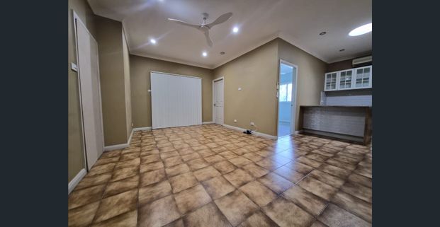 Charming Two-Bedroom Home in a Highly Convenient Location - Photo 1