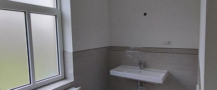 Top sanierte Altbauwohnung Hochparterre - Photo 1