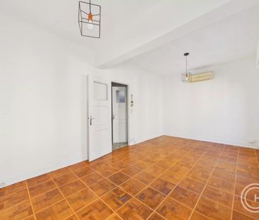 Location Appartement 2 pièces 46m² NICE 06000 - Photo 5