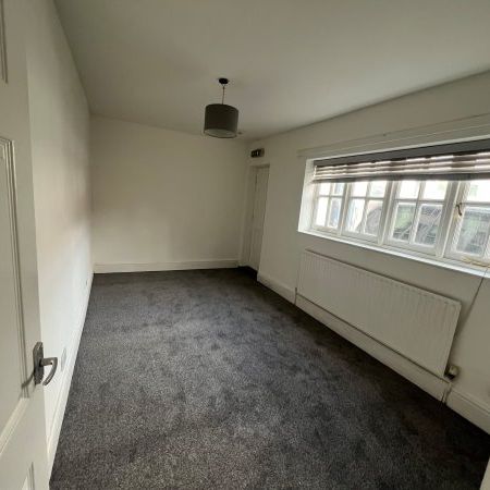 Franklins Lodge, Boston, PE21 - Photo 1