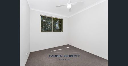 Chic 2-Bedroom Apartment in the Heart of Mount Annan - Photo 3