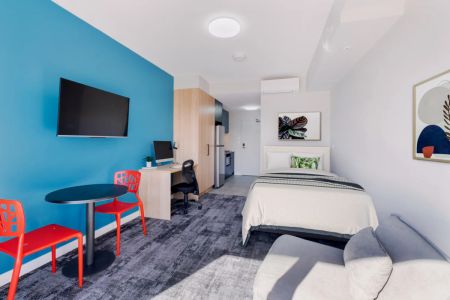 Deluxe Single Studio (Window) - Photo 2