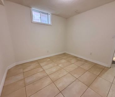 For Lease - 4289 Guildwood Way Unit# Lower, Mississauga, Ontario - Photo 5