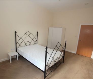 2 Bedroom Apartment, Chester - Photo 2