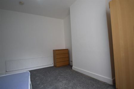 1 bedroom detached house to rent - Photo 3