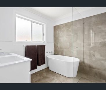 Modern Beachside Convenience - Photo 4