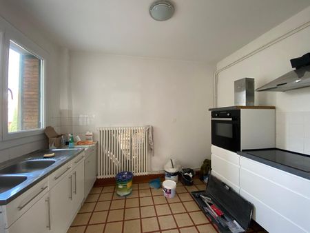 Location Appartement 4 pièces 77m² VALENCE 26000 - Photo 5