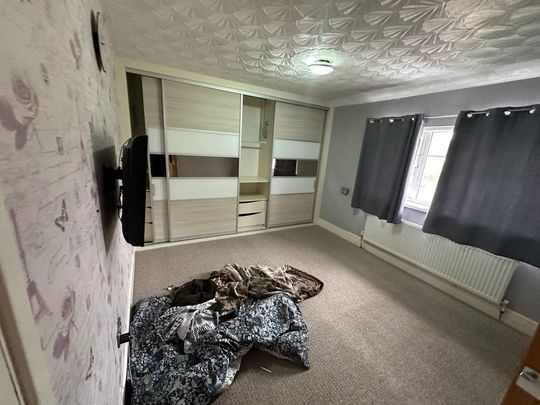 3 bedroom terraced house to rent - Photo 1