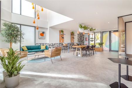 Studio to rent - Photo 2