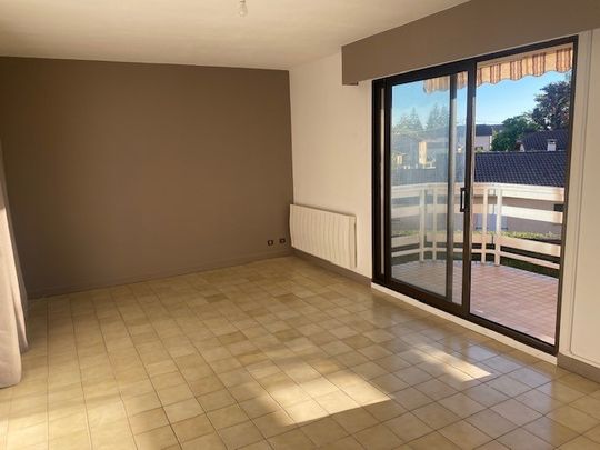 Location Appartement 1 pièce 38m² MONTREVEL EN BRESSE 01340 - Photo 1