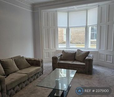 3 bedroom flat to rent - Photo 4