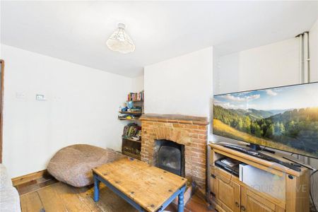 2 bedroom terraced house to rent - Photo 2