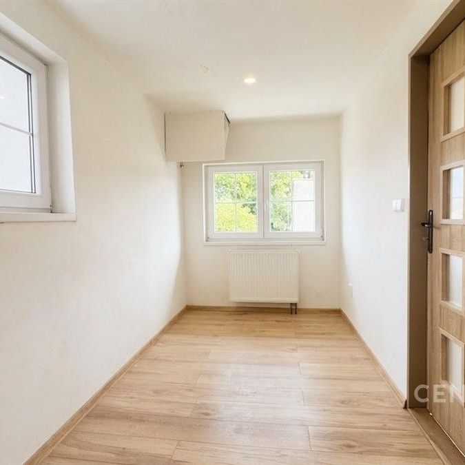 Pronájem domu 150 m2 - Fotografie 1