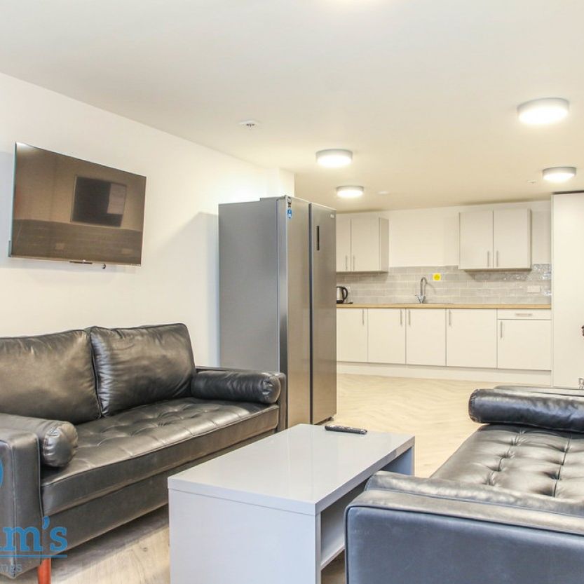 1 bed Shared Flat for Rent - Photo 1