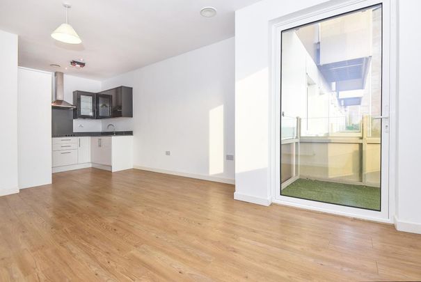 1 bedroom apartment to rent - Photo 1