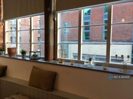 1 bedroom flat to rent - Photo 4