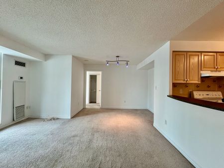 For Lease - 7 Lorraine Drive Unit# 816, Toronto, Ontario - Photo 5
