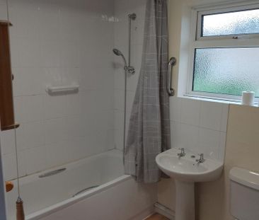 1 bedroom semi-detached house to rent - Photo 6