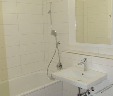 Paar oder Singlewohnung mit grossem Sitzplatz - Photo 4