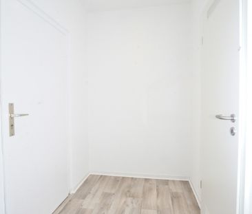 Balkon / Dusche / Frisch saniert - Foto 6