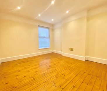 Peterborough - Photo 1