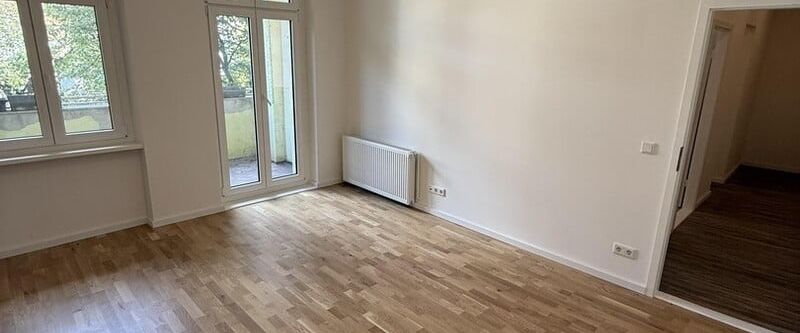 Sofort bezugsfrei! Frisch sanierte 2-Zi.-Wohnung mit Balkon & EBK in Tegel - Foto 1