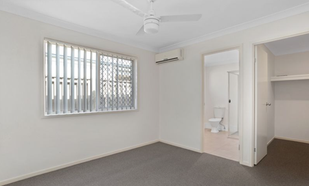 FULLY AIR CONDITIONED - Photo 2