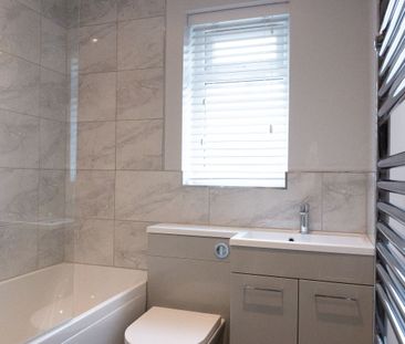 1 bed apartment to rent in Drew Crescent, Kenilworth, CV8 - Photo 1