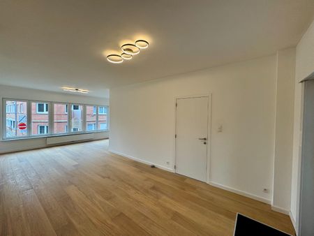 Gerenoveerde woning met tuin & garage in centrum Tervuren - Photo 4