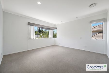 Spacious Standalone Townhouse – Privacy, Luxury, and Location (Double Grammar Zone) - Photo 4