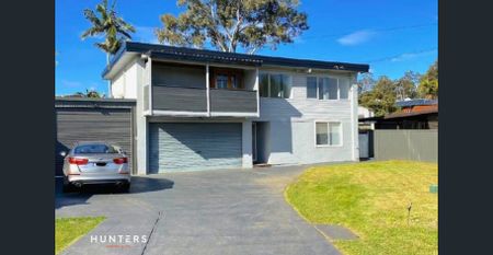 Large Four Bedroom Family Home - Photo 2