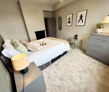 Martin Terrace, Burley, Leeds - Photo 1