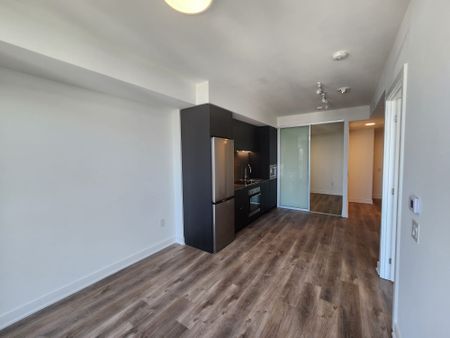 For Lease - 86 Dundas Street Unit# 1007, Mississauga, Ontario - Photo 2