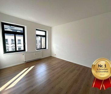 Moderne Einbauküche I Tageslichtbad mit Badewanne & Dusche I Abstel... - Foto 1