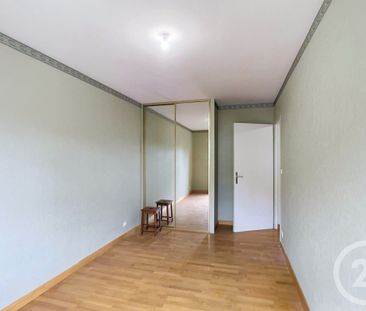 Location Appartement 5 pièces 91m² CREPY EN VALOIS 60800 - Photo 3