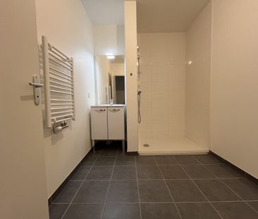 Location Appartement 3 pièces 65m² MAROMME 76150 - Photo 6