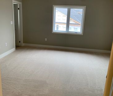 For Lease - 677 Chelton Road, London South, Ontario - Photo 6