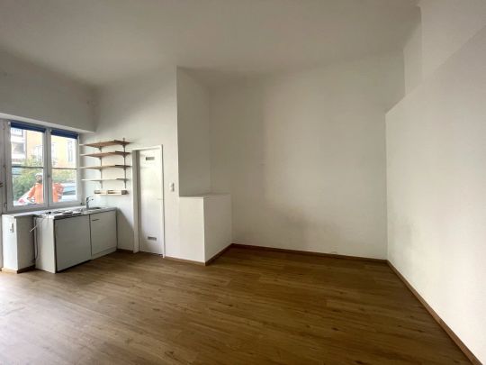 Günstige Studentenwohnung in Top-Lage zur Universität - Photo 1