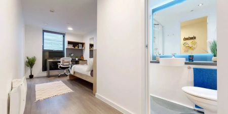 Gold Studio - Photo 5